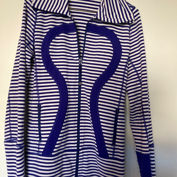 Lulu Lemon Stride Jacket. - Picture 2 of 4